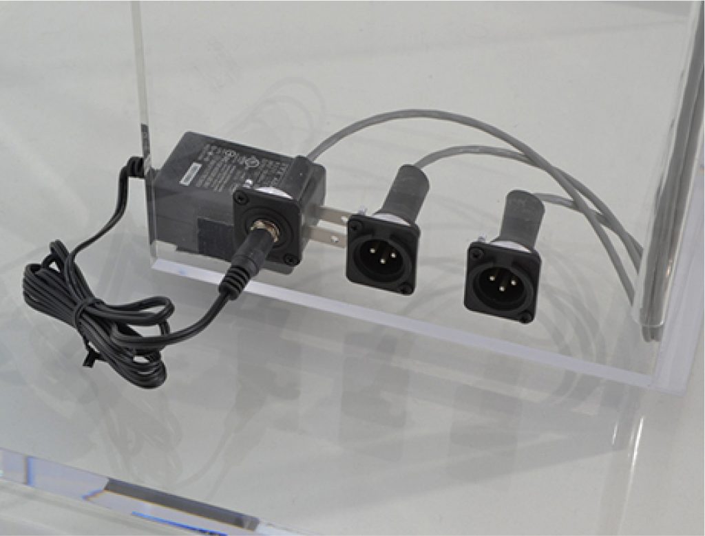Lectern power cable plugs