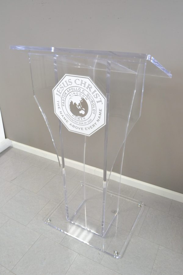 Podium Pros acrylic lectern with 3d acrylic vinyl sign